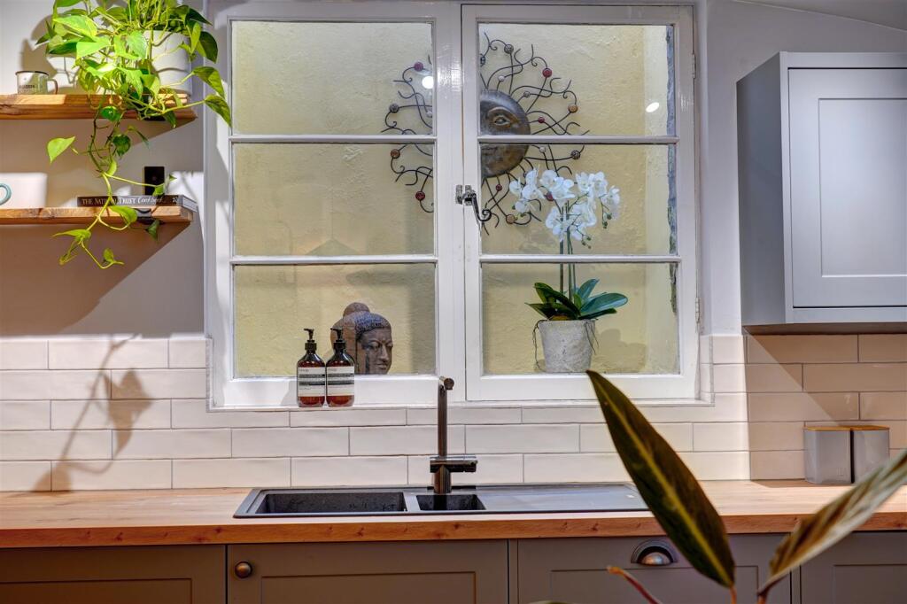 7 The Tontine (31).jpg