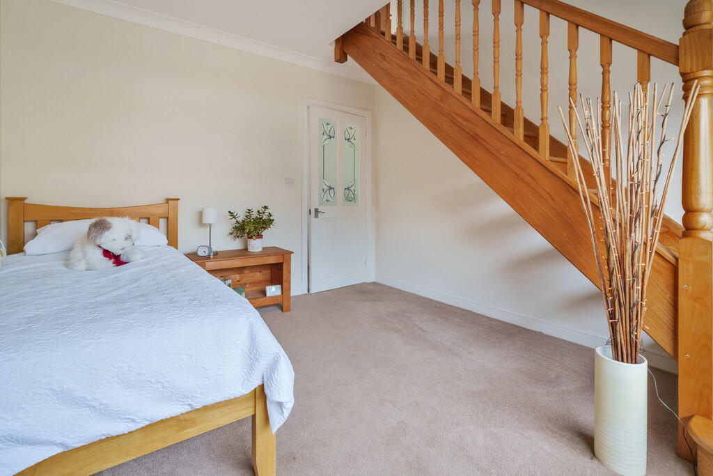 Snug/Bedroom Thre...