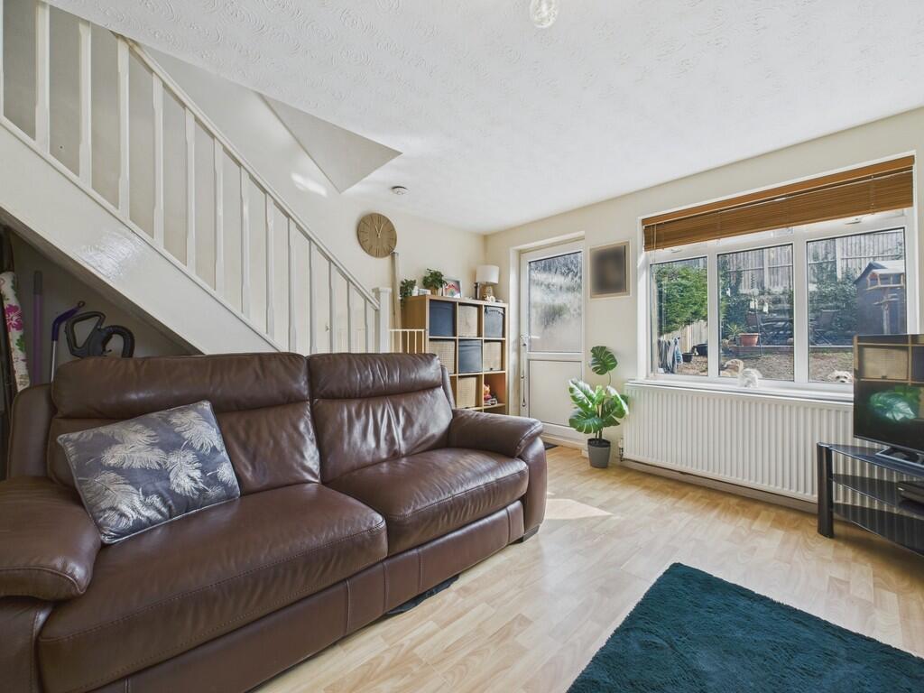 CAM04273G0-PR0099...