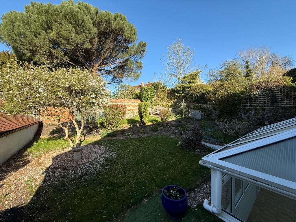 GARDEN.jpg