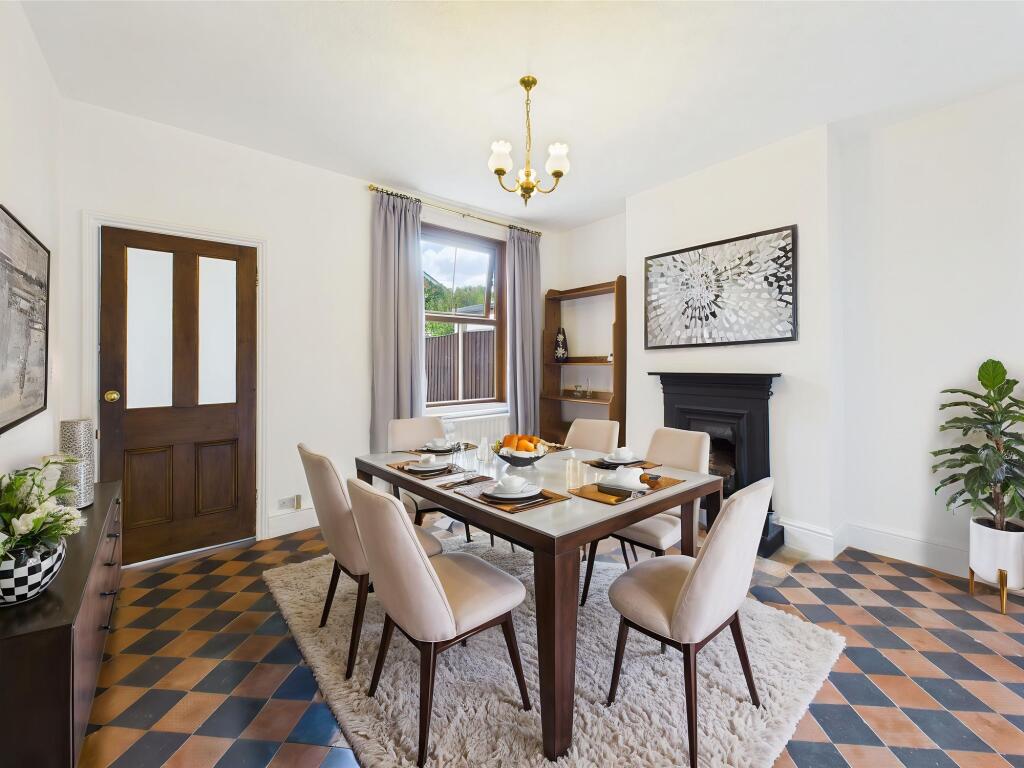 Dining Room (Virtually Furnished)