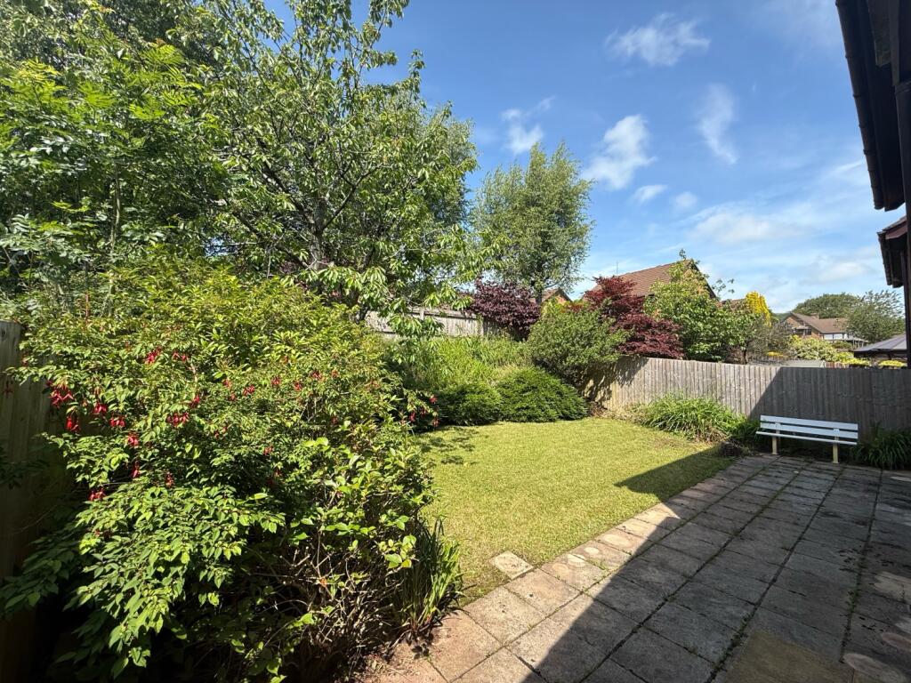 B23DB582-29D6-402C-9755-AF41F9989BC7