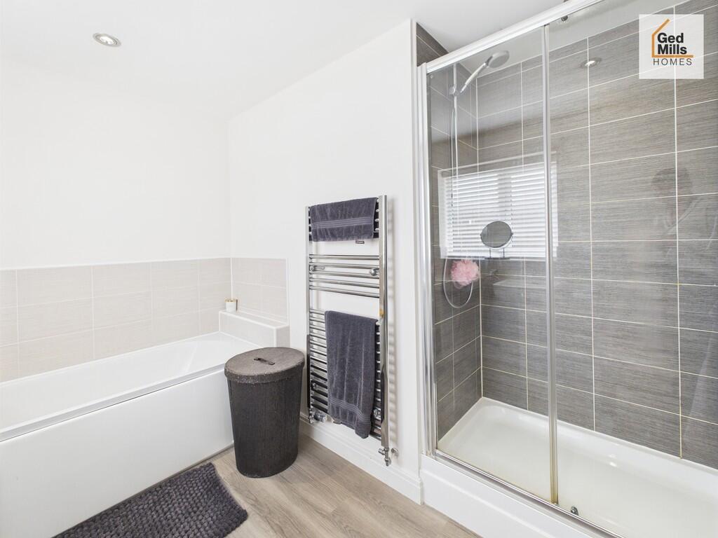 CAM04261G0-PR0070...