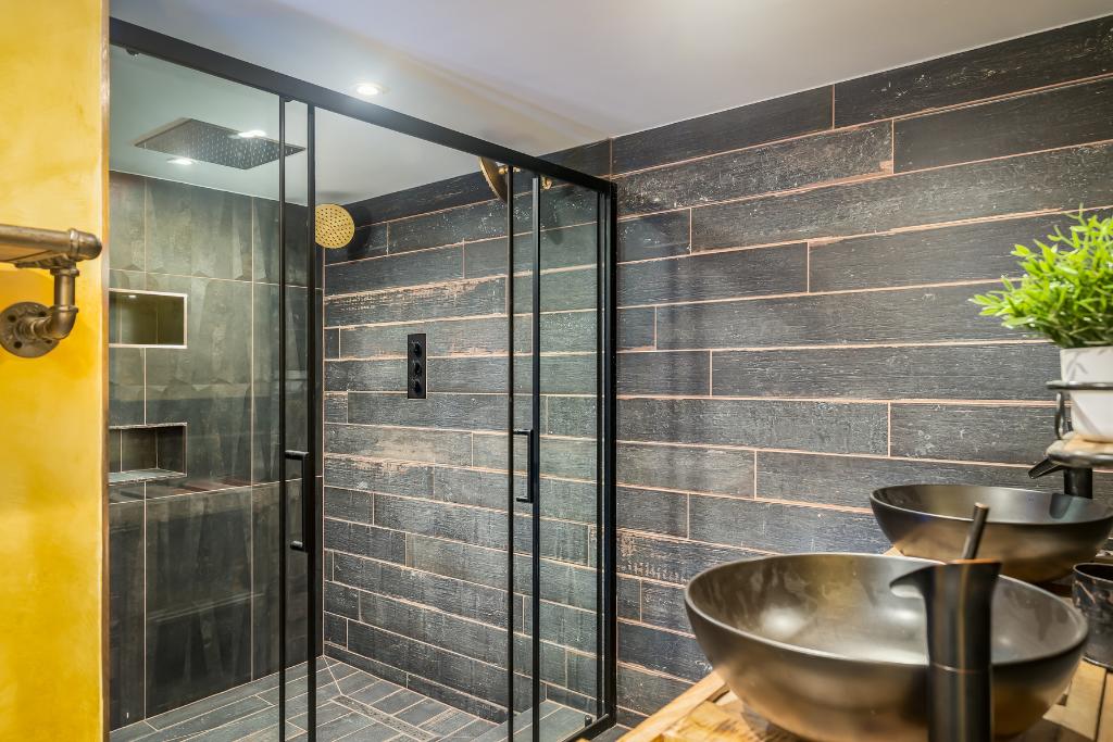 En-suite to Master b