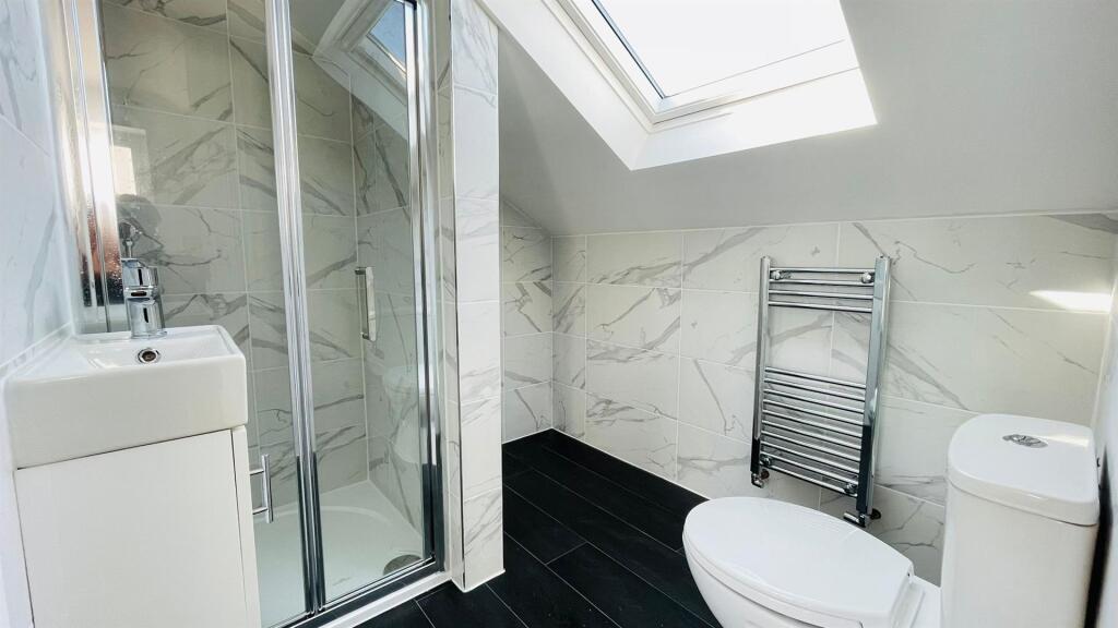 Ensuite bathroom