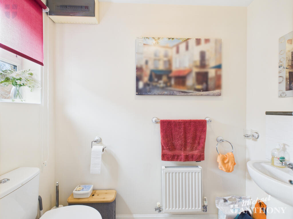 CAM03218G0-PR0695-STILL012