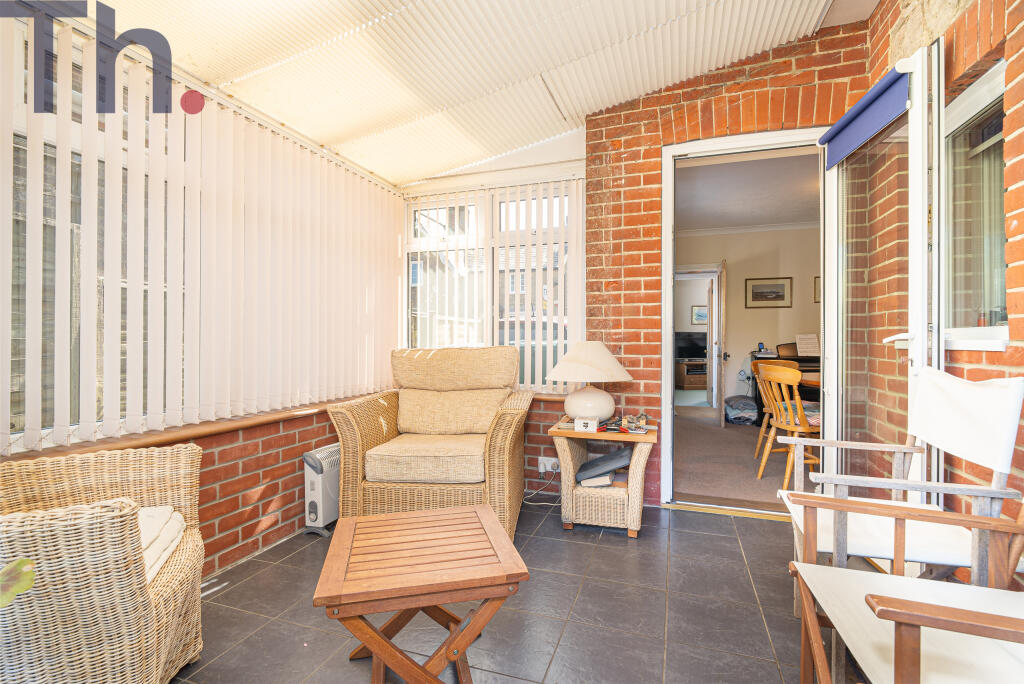 Sun Room/Conservatory