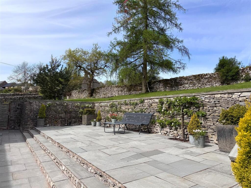 Vendor patio photo.jpg