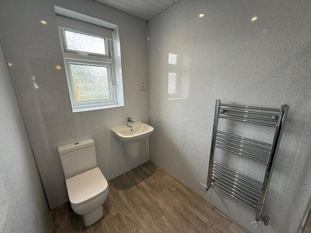 20251010_13433652...