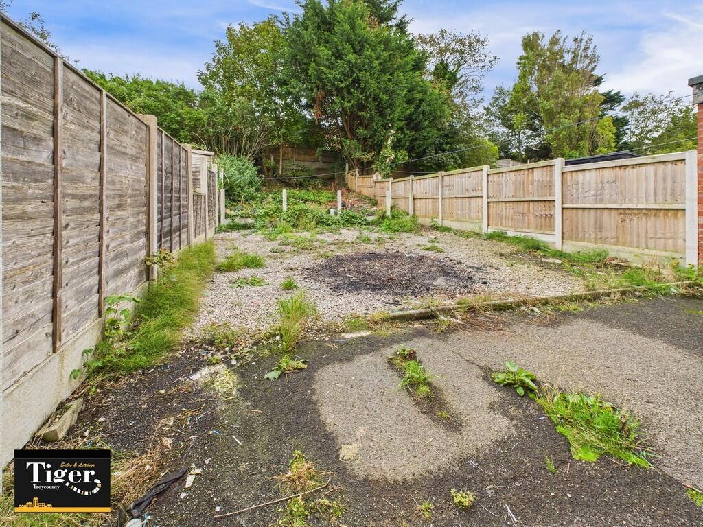 CAM02176G0-PR0720...