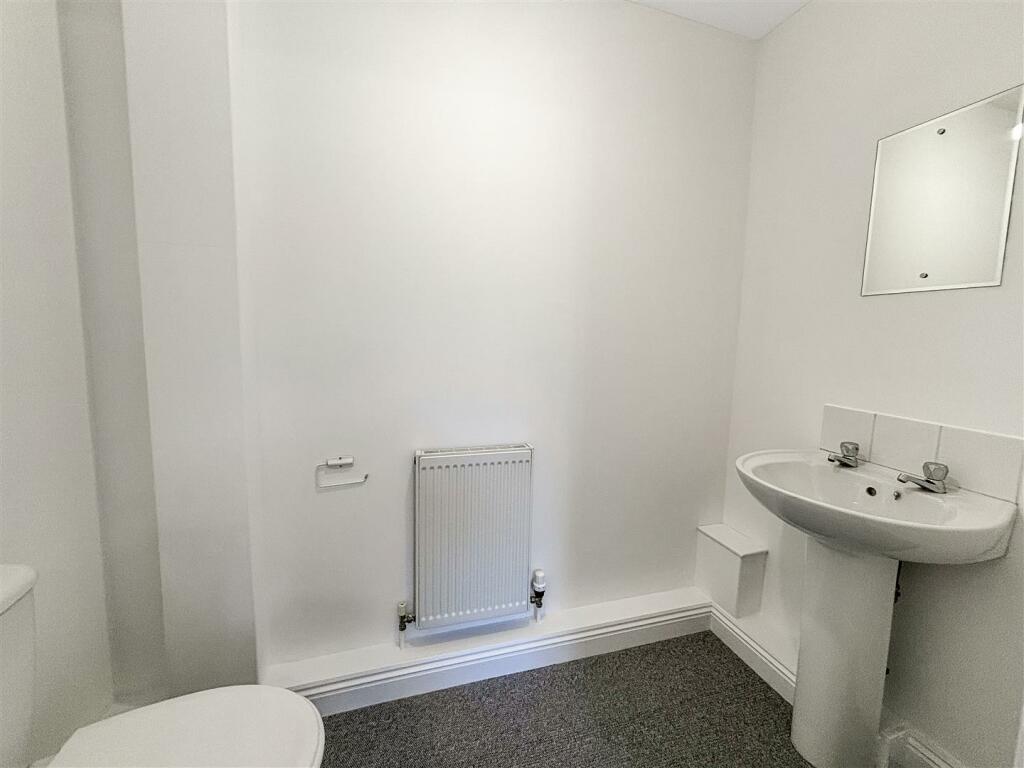 En Suite WC.jpg