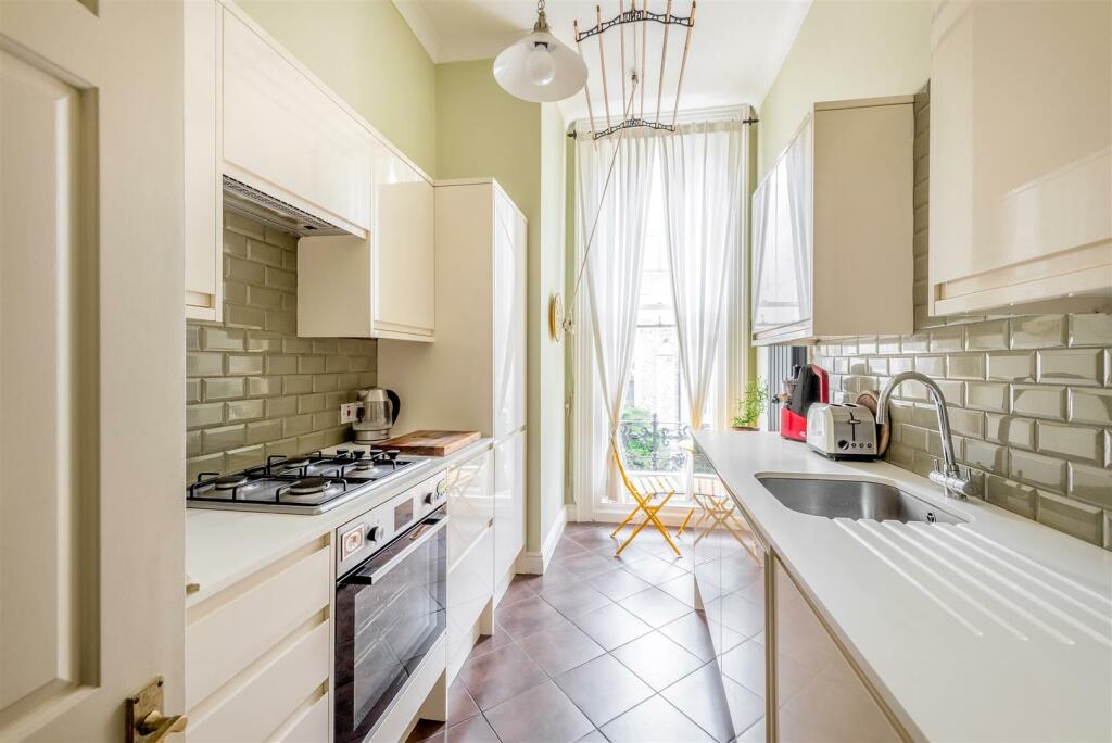 Flat 2, 6 Cambridge Road -4.jpg