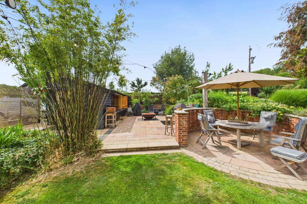 CAM05449G0-PR0015-STILL010