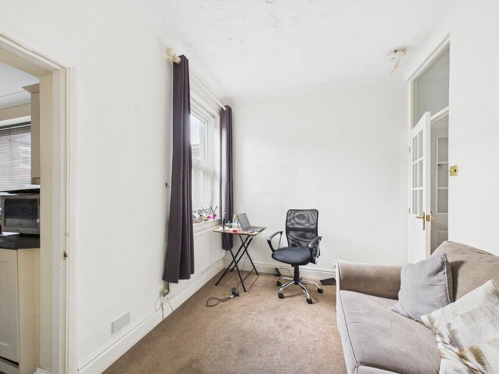 CAM01835G0-PR0175...