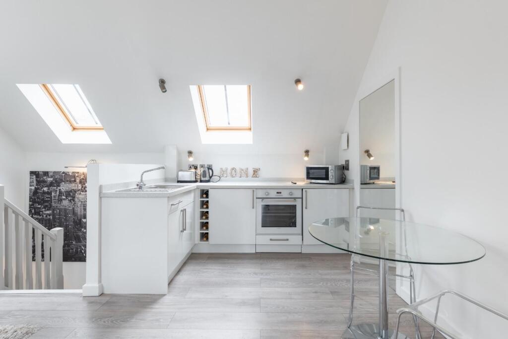 LIVING ROOM KITCHEN-4.jpg