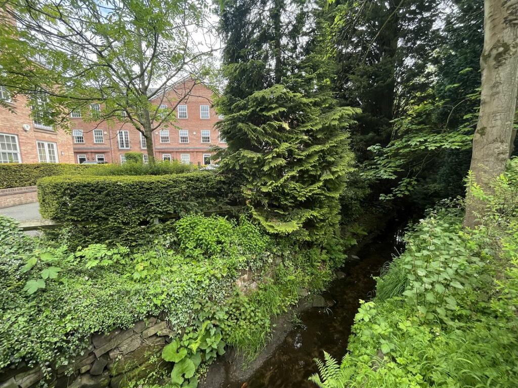 Cheswick Close.jpg