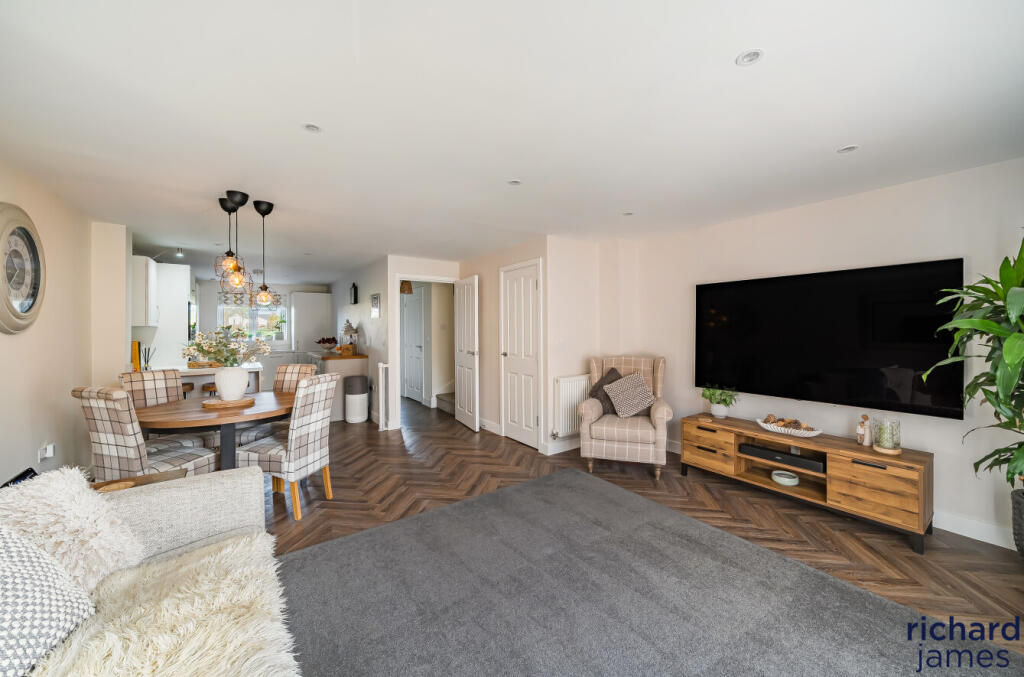 c5cfb959529a4e9ebe48ff3d2577e202