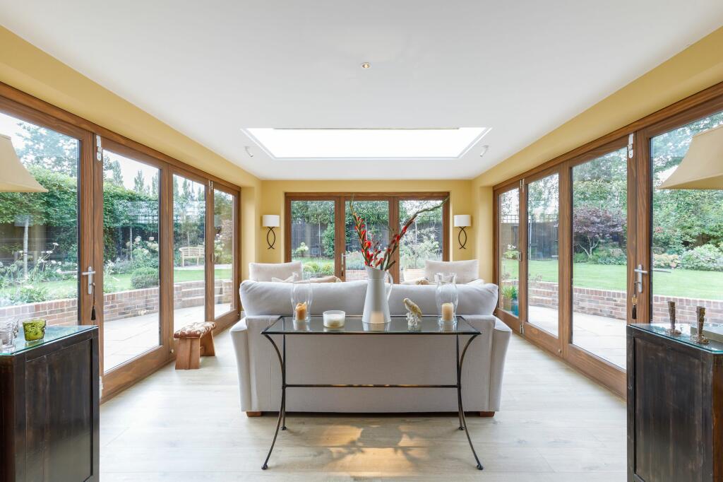 Garden room