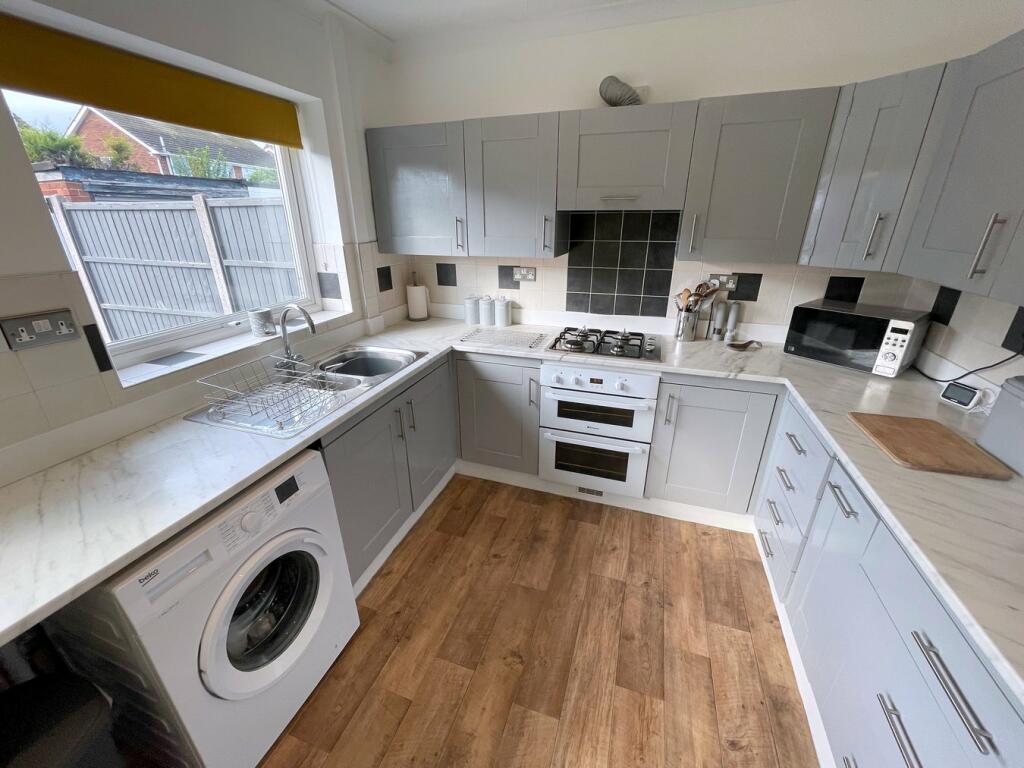 Fitted Kitchen/Dining Room