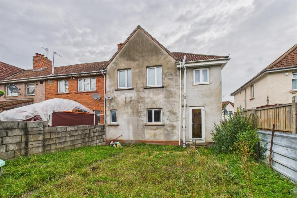 194, Ilminster Avenue Bristol, BS4 1BY | Hollis Mo