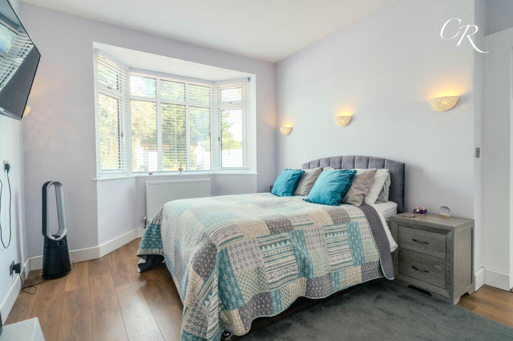 Master Bedroom, Ensuite and Dressing Room