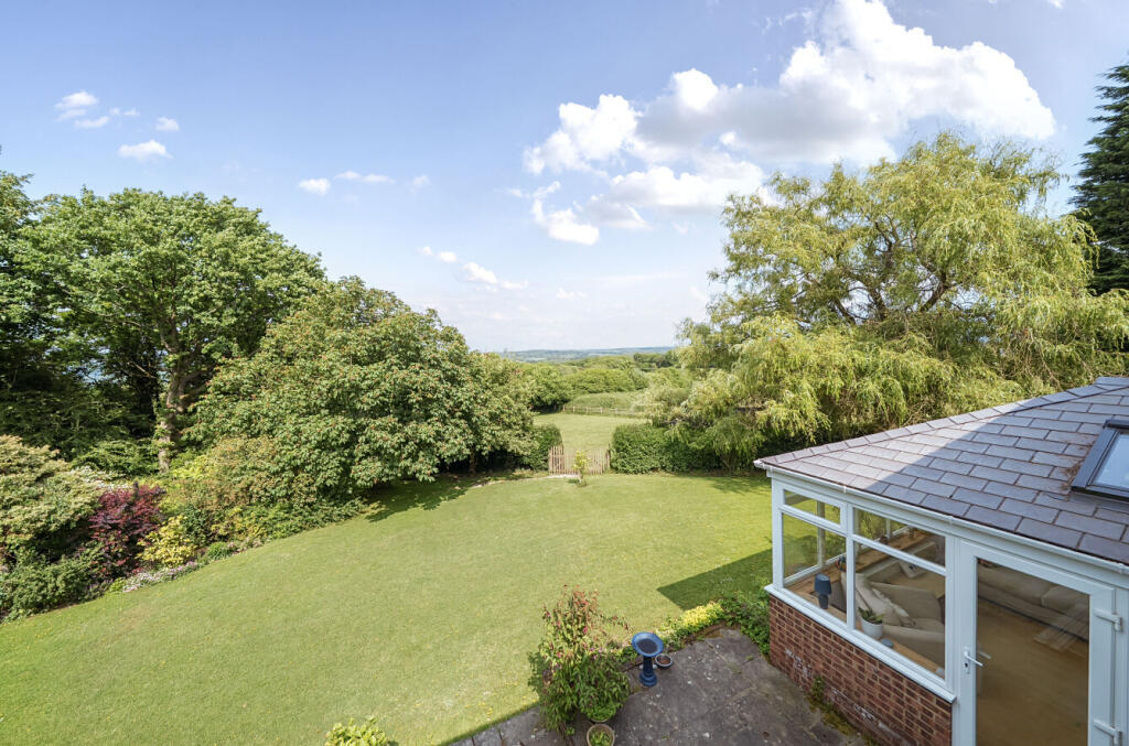 1301977-19-684070...