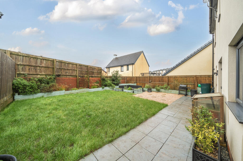 1388447-3-694026e...