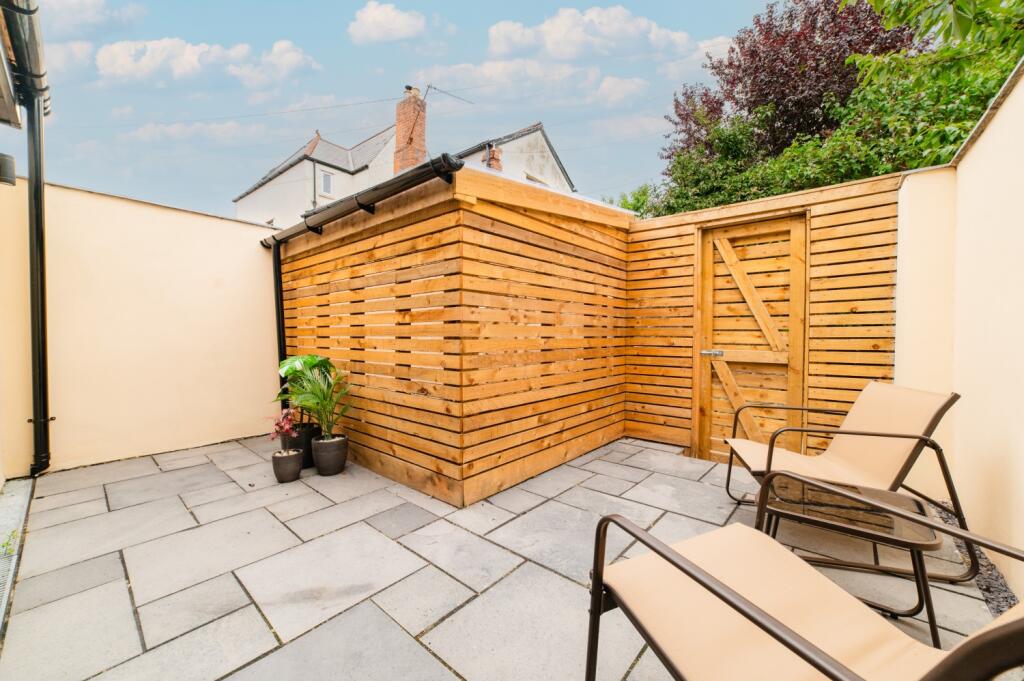 Call 02920 454555 to secure your viewing_14