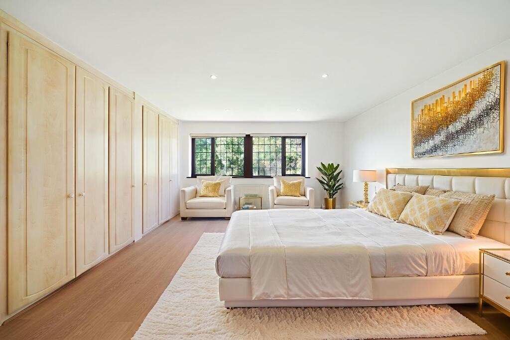 Main bedroom 1