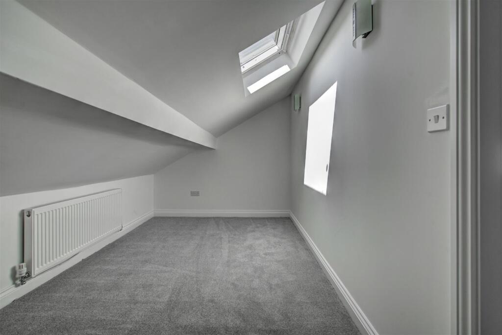 51 Avondale Road, Wigan-33.jpg