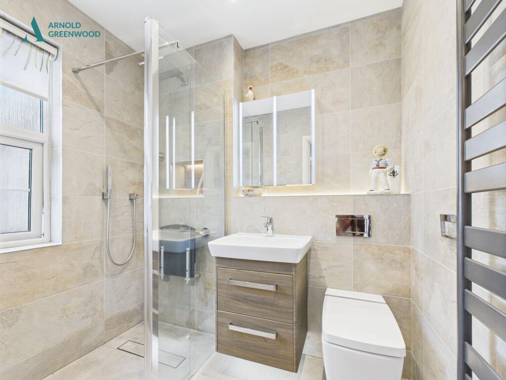 En-Suite / Shower Room
