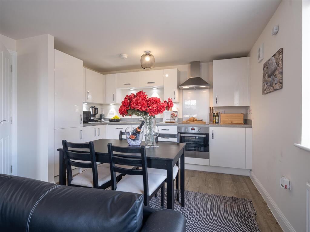 73 Gainey Gardens-13.jpg