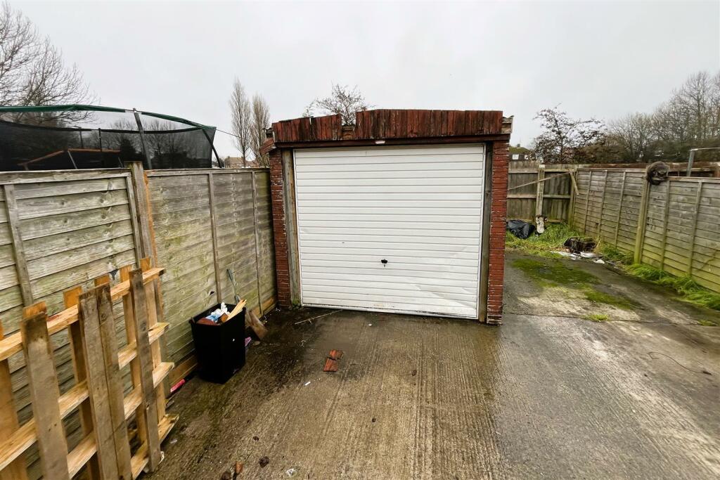 44 Baildon Crescent, Weston-Super-Mare BS23 3TQ | 