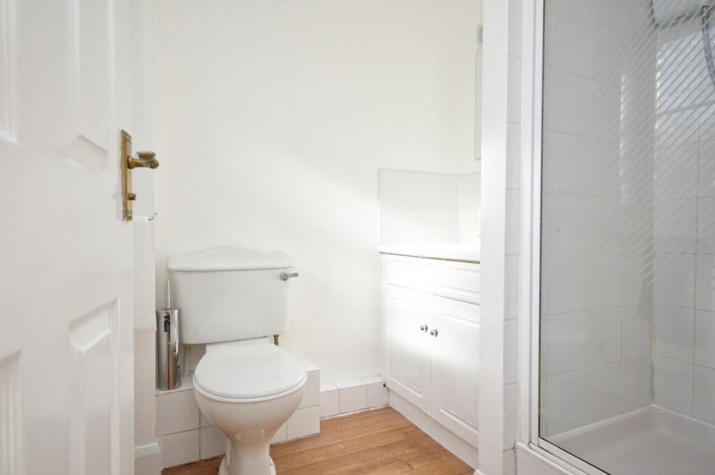 En Suite Shower Room