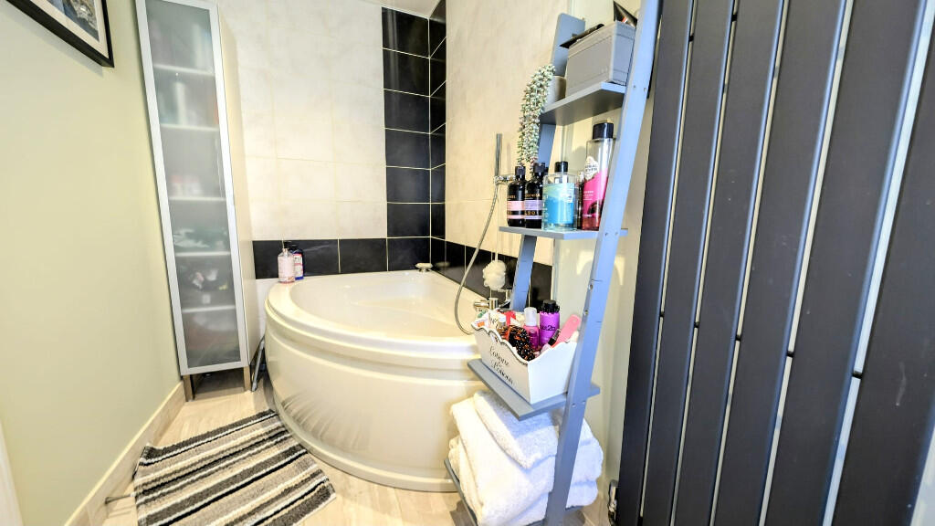 Ensuite Bathroom