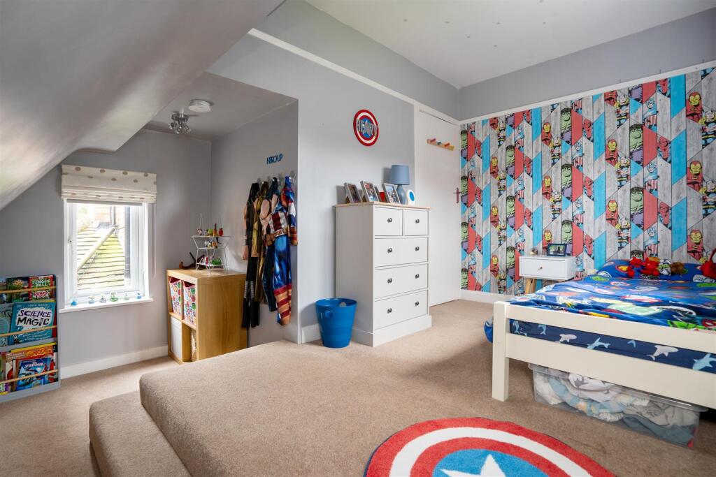 8 Buryfield Road_22.jpg