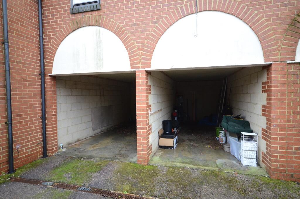 Carport LHF