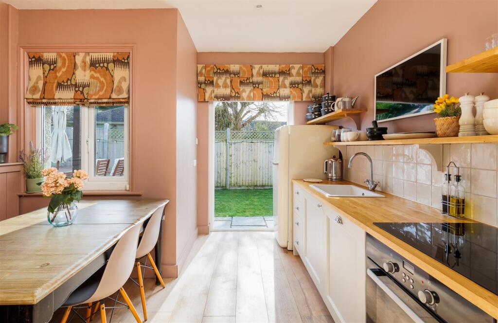 Kitchen 1-2
