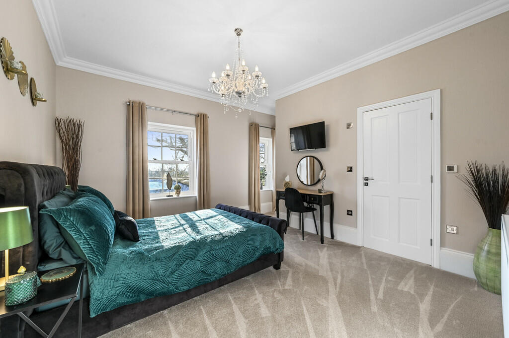 PT-FC(COL)-67AChe...