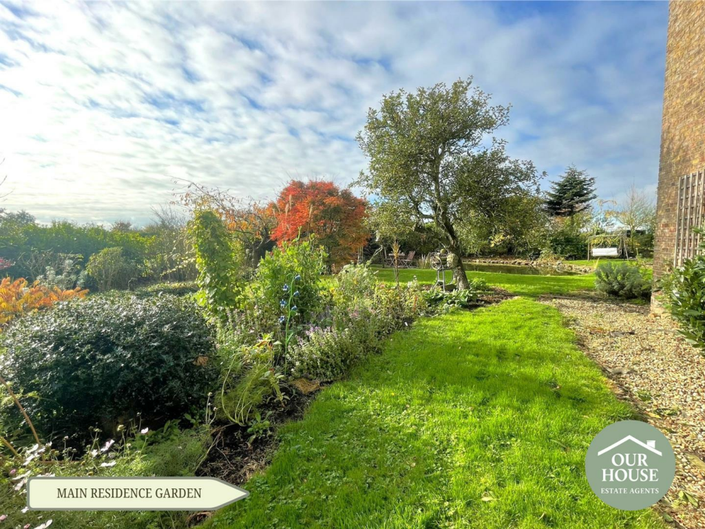 Main Residence Garden (6).png