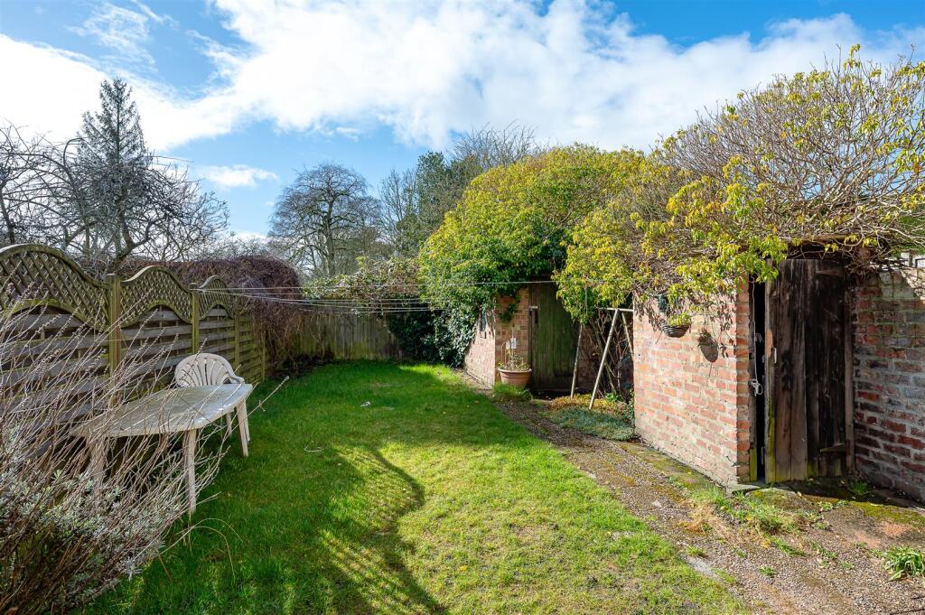GARDEN