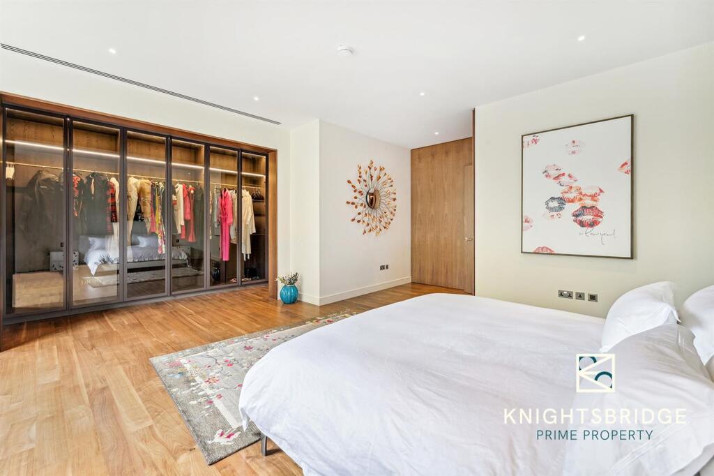 Flat G, 8 Ennismore Gardens (4).jpg