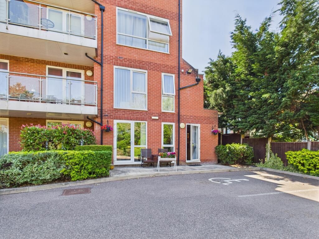 CAM01605G0-PR1050-STILL016