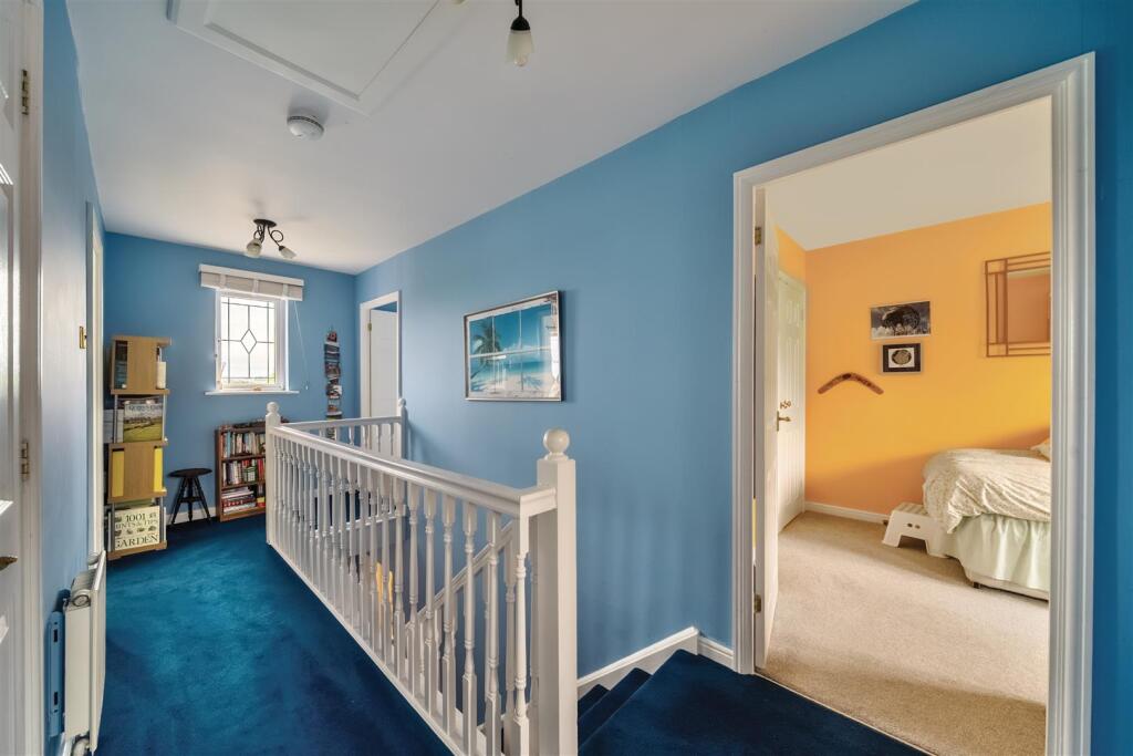17 Harebell Close