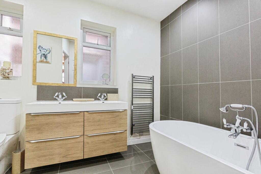 Ground Floor Bathroom