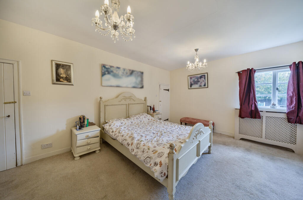 1359364-6-68dacec...