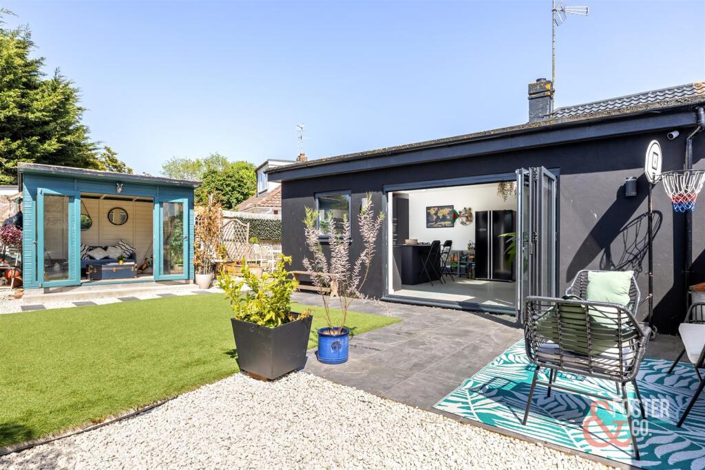 Greenleas, 17-024.jpg