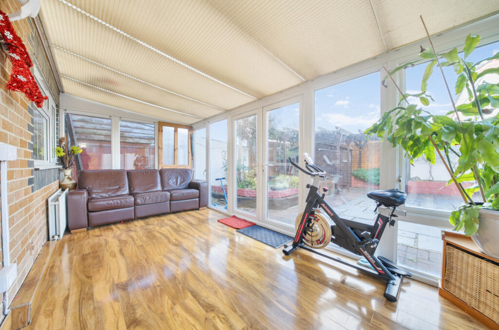 1385807-16-69306e...