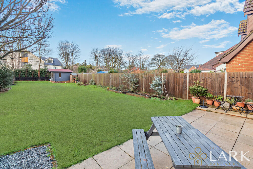 8674370-exteriorW...