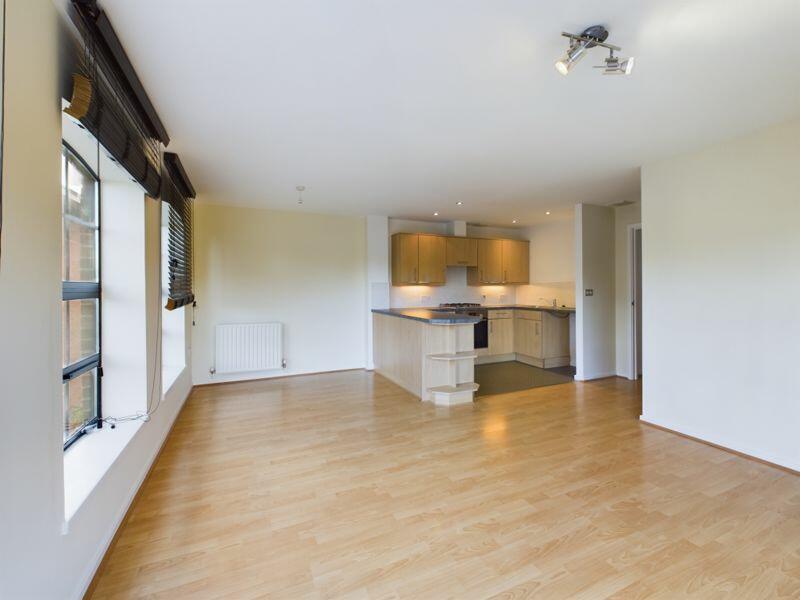 Open plan living towards kitchen 